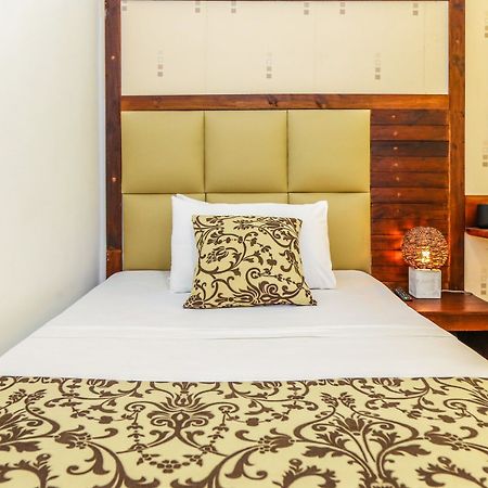 Mintaas Hotel Kandy Exterior photo